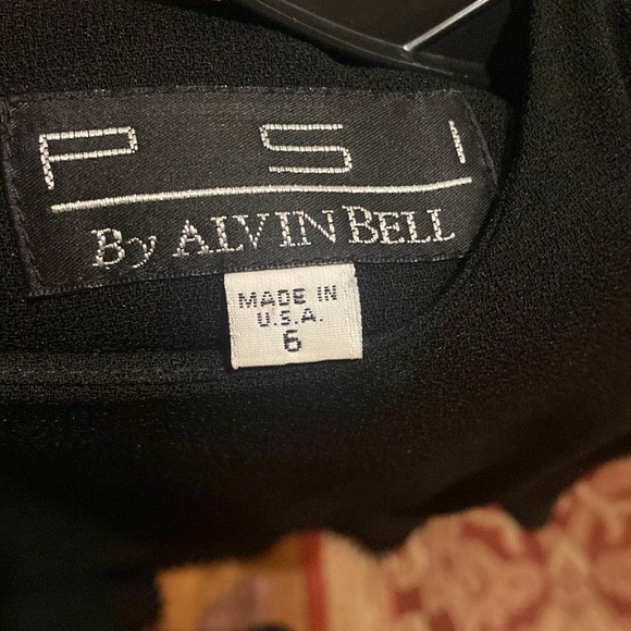 Vintage 80s/90s PSI by Alvin Bell Black Dress with 2 tiers of pleats. - Picture 5 of 5